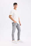 DeFacto Carlo Skinny Fit Ekstra Dar Kalıp Normal Bel Ekstra Dar Paça Jean Pantolon C5745AX24AUNM18