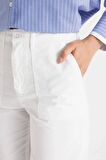 DeFacto Wide Leg Geniş Bol Paça Cepli Beyaz Basic Düz Gabardin Pantolon C4528AX24SMWT83