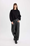 DeFacto Boxy Fit Bisiklet Yaka Kalın Basic Düz Sweatshirt B8568AX24WNBK81