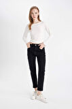 DeFacto Comfort Mom Yüksek Bel Rahat Kalıp Hafif Dar Paça Bilek Boy Jean Pantolon D4305AX24AUNM40