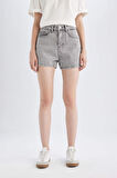 Mom Fit Yüksek Bel Jean Şort