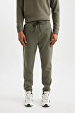 DeFactoFit Sporcu Jogger Eşofman Altı Slim Fit Dar Kesim Skuba Dalgıç Kumaş Standart Paça C0485AX24AUKH398