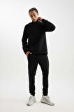 DeFactoFit Sporcu Jogger Eşofman Altı Slim Fit Dar Kesim Skuba Dalgıç Kumaş Standart Paça C0485AX24AUBK81