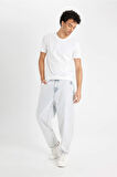 DeFacto Relaxed Slouchy Fit Rahat Kesim Havuç Kalıp Normal Bel Daralan Paça Jean Pantolon B8321AX24AUNM63