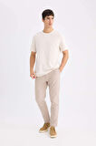 DeFacto Tailored Fit Normal Kesim Düz Paça Her Yöne Esneyen Yazlık Kumaş Pantolon C7508AX25SPBG755
