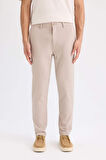 DeFacto Tailored Fit Normal Kesim Düz Paça Her Yöne Esneyen Yazlık Kumaş Pantolon C7508AX25SPBG755