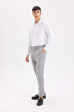 DeFacto Tailored Fit Normal Kesim Düz Paça Her Yöne Esneyen Yazlık Kumaş Pantolon C7508AX25SPGR370