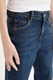DeFacto Erkek Çocuk Slim Fit Dar Kesim Düz Paça Basic Düz Jean Pantolon D6649A825SMNM28
