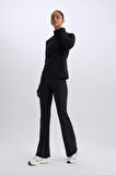 DeFactoFit Flare Fit İspanyol Paça Standart Boy Sporcu Pantolon D7197AX25SPBK81