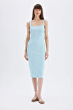 DeFacto Bodycon Vücuda Oturan Basic Düz Kare Yaka Fitilli Kaşkorse Kolsuz Midi Elbise Z7577AZ24SMBE507