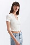 DeFacto Slim Fit Dar Kesim Fitilli Kaşkorse Kısa Kollu Polo Tişört D4545AX24HSER105