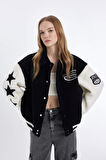 DeFacto Coool Oversize Geniş Kalıp Pelüş Bomber Mont Ceket Polo Yaka Nakışlı Çıtçıtlı Cepli C8001AX24WNBK81