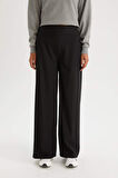 DeFactoFit Wide Leg Geniş Paça Cepli Sporcu Dokuma Pantolon C9416AX25SPBK81