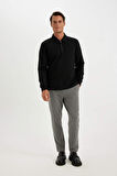 DeFacto Regular Fit Polo Yaka Yarım Fermuarlı Basic Düz Sweatshirt D2279AX24AUBK81