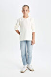 DeFacto Kız Çocuk Mom Fit Yırtık Detaylı Dar Paça Cepli Jean Pantolon C8532A824AUNM28