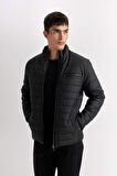 DeFacto Su İtici Slim Fit Suni Deri Mont Dar Kesim Dik Yaka Fermuarlı Cepli B3568AX25SPBK27