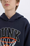 DeFacto Erkek Çocuk 2'li Takım Kapüşonlu Baskılı Sweatshirt Beli Paçası Lastikli Eşofman Altı B0410A824CWAR225