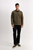 DeFacto Haki Tüylenme Yapmayan Soğuk Geçirmez  Regular Fit Dik Yaka Fermuarlı Polar Sweatshirt Y3996AZNSKH469