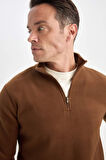 DeFacto Kahverengi Tüylenme Yapmayan Soğuk Geçirmez  Regular Fit Dik Yaka Fermuarlı Polar Sweatshirt Y3996AZNSBN254