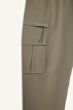 DeFactoFit Sporcu Jogger Eşofman Altı Slim Fit Dar Kesim Dokuma Kargo Cepli Standart Paça D3884AX24WNKH465