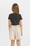 DeFacto Kız Çocuk Slim Fit Dar Kesim Bisiklet Yaka Basic Düz Fitilli Kaşkorse Kısa Kollu Tişört C4510A824SMAR211