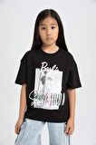 DeFacto Kız Çocuk Barbie Relax Fit Bisiklet Yaka Kısa Kollu Tişört C6306A824SMBK81