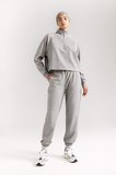 DeFactoFit Standart Fit Sporcu Jogger Eşofman Altı Beli Paçası Lastikli D1707AX24AUGR93