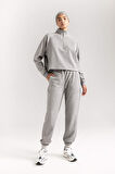 DeFactoFit Standart Fit Sporcu Jogger Eşofman Altı Beli Paçası Lastikli D1707AX24AUGR93