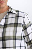 DeFacto Regular Fit Polo Yaka Kareli Pamuklu Uzun Kollu Gömlek D7555AX24AUKH206