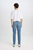 DeFacto Slim Tapered Fit Dar Kalıp Normal Bel Daralan Paça Jean Pantolon D8745AX24AUNM28