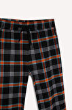 DeFacto Regular Fit Pijama Takımı Bisiklet Yaka Basic Düz Uzun Kollu Üst Kareli Uzun Alt C6122AX24WNBK81