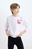 DeFacto Erkek Çocuk Beyaz Bisiklet Yaka Atatürk Baskılı Nakışlı Sweatshirt D8200A824WNWT34