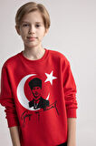 DeFacto Erkek Çocuk Bisiklet Yaka Atatürk Baskılı Kırmızı Sweatshirt D8199A824WNRD117