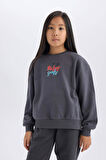 DeFacto Kız Çocuk Disney Mickey Mouse &Friends Oversize Geniş Kalıp Kapüşonlu Sırt Baskılı Sweatshirt D4378A824WNAR148