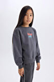 DeFacto Kız Çocuk Disney Mickey Mouse &Friends Oversize Geniş Kalıp Kapüşonlu Sırt Baskılı Sweatshirt D4378A824WNAR148