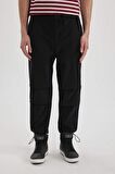 DeFacto Pantolon Relax Fit Esnek Bantlı Paça C2844AX24SPBK81