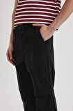 DeFacto Pantolon Relax Fit Esnek Bantlı Paça C2844AX24SPBK81