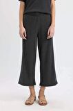 DeFacto Wide Leg Geniş Bol Paça Normal Bel Bürümcük Kapri Pantolon C4329AX24SPBK81
