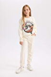 DeFacto Kız Çocuk Ekru Scooby Doo Relax Fit Bisiklet Yaka Sweatshirt D2827A824WNER99