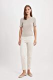 DeFacto Slim Fit Dar Kesim Bisiklet Yaka Fitilli Kaşkorse Basic Düz Kısa Kollu Tişört C0097AX24AUBG130