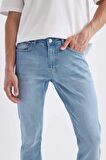 DeFacto Pedro Slim Fit Dar Kalıp Normal Bel Dar Paça Jean Pantolon D4466AX24HSNM39