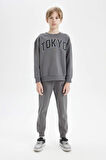 DeFacto Erkek Çocuk Antrasit Oversize Geniş Kalıp Bisiklet Yaka Baskılı Okul Sweatshirt D1643A824AUAR215