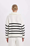 Oversize Fit Çizgili Fermuarlı Dik Yaka Triko Kazak