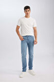 DeFacto Pedro Slim Fit Dar Kalıp Normal Bel Dar Paça Jean Pantolon D0026AX24AUNM84