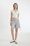 DeFacto Coool Regular Fit Normal Bel Kısa Paça Gabardin Şort D1006AX24SMGR296