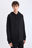 DeFactoFit Standart Fit Kapüşonlu Sporcu Sweatshirt D8014AX25SPBK81