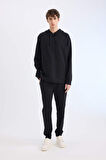DeFactoFit Standart Fit Kapüşonlu Sporcu Sweatshirt D8014AX25SPBK81