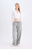DeFacto Wide Leg Kumaş Pantolon Normal Bel Geniş Cepli Pensli Bol Paça E2470AX24WNGR28