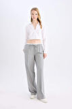 DeFacto Wide Leg Kumaş Pantolon Normal Bel Geniş Cepli Pensli Bol Paça E2470AX24WNGR28