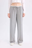 DeFacto Wide Leg Kumaş Pantolon Normal Bel Geniş Cepli Pensli Bol Paça E2470AX24WNGR28